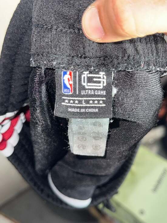 Ultra Game NBA Miami Heat Women's Terry Cloth Lounge Shorts Black Size L - Picture 5 of 6